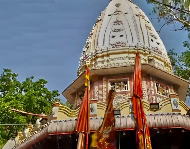 Tapeshwari Devi Temple: Discover the Mystical connection with Ramayana and Unveil the Divine Aura of the 4 Devi
